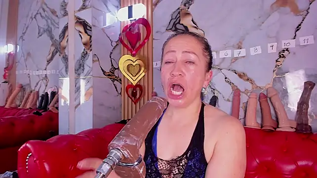 Bigass_dayla - deepthorat with much saliva + 3min