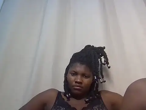 Smallprettygal - oily ass