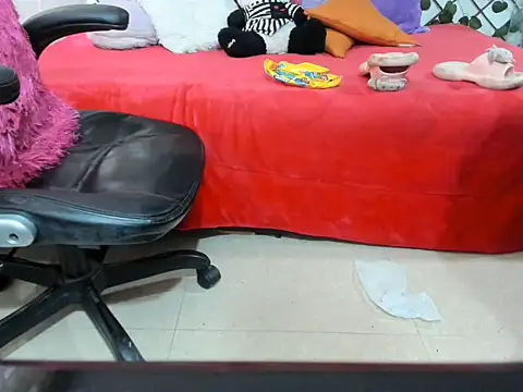 Emiily_88 - cum and squirt