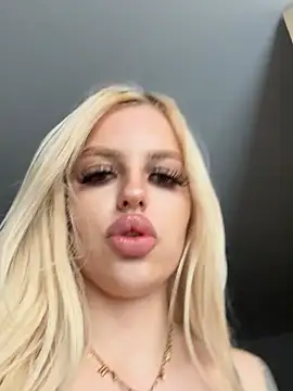 Steffi_Snowbunny - Squirt + Orgasmus+7 Videos😈🐰