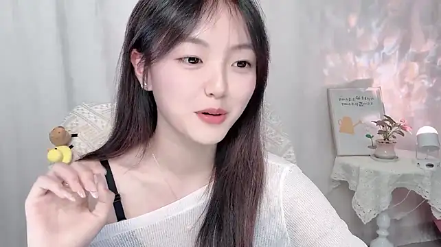 Wenwen8888 - 我只想要一颗偏爱我的心