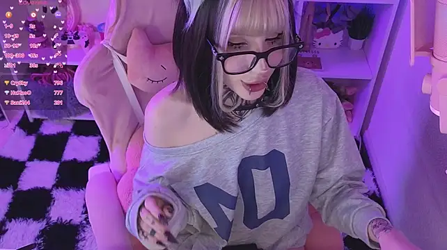 Nana_stolass - double penetration into my holes