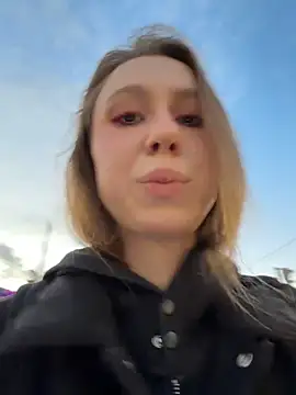 Outdoor-houndour - spit on pussy and rub clit