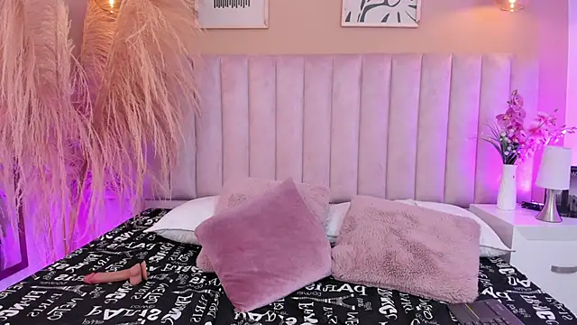 Valery_Carter_ - Show ass and slap 🤫