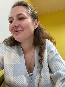 AsynaYuuki - I show TITS on the SCHOOL right HERE🤫🏫
