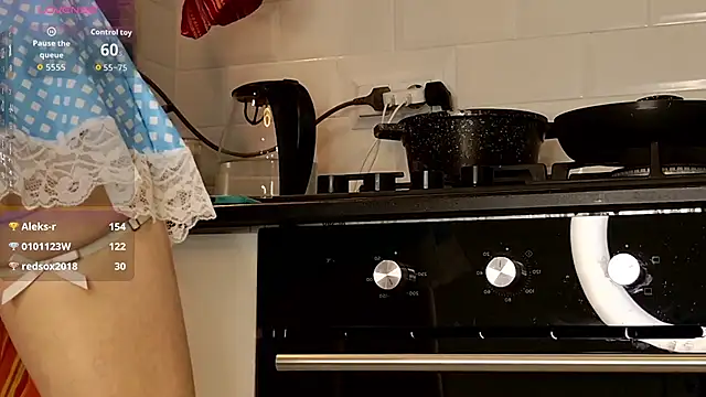 Angelicfenix - Spread legs and touch pussy