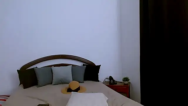 Andreabigboobs23