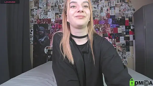 Min1Kara - play ass with 16 cm dildo)