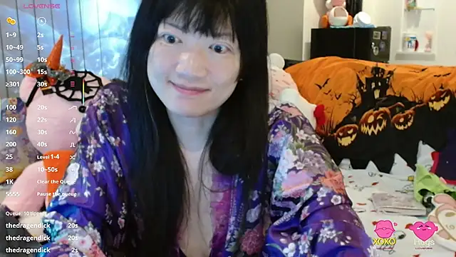 SilViAjpn - Flash tits
