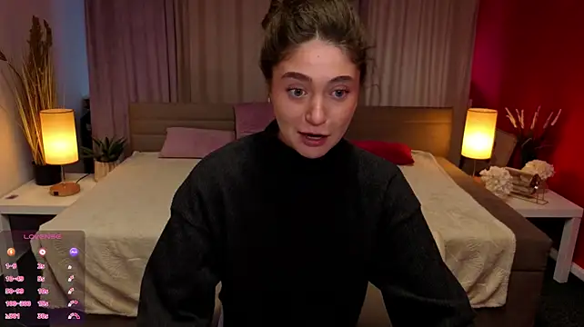 SunnyBloss - tease my nipples