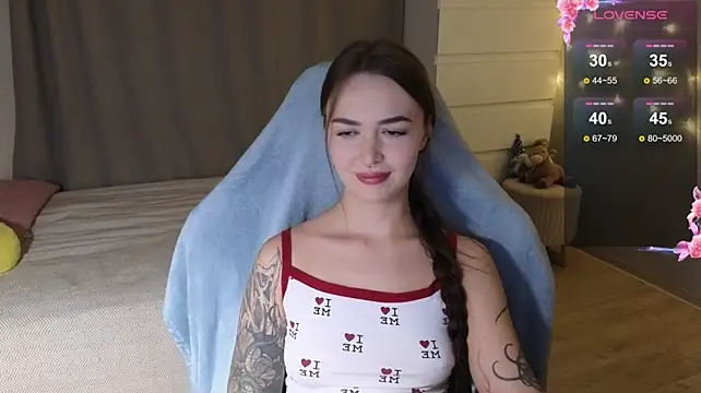 Kate_leoo - shake ass