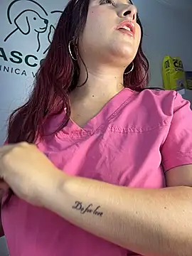 Nahomy_benet - Masturbate while serving customers