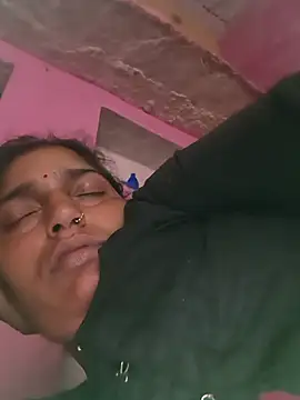 Pooja_shre - rtmp://live.doppiocdn.com/ext