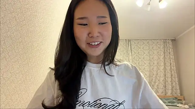 LorenAgemy - keep eye contact