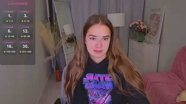 LovelyJessie - massage naked tits