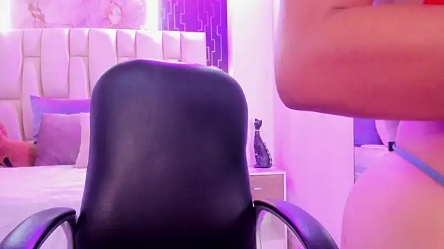 Martinaa_roberts - desnuda