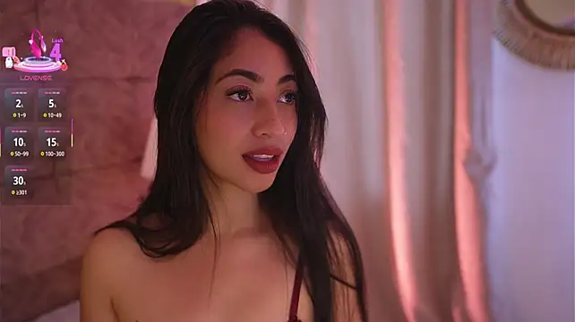 Charlotterusso - 💋 Slow Striptease