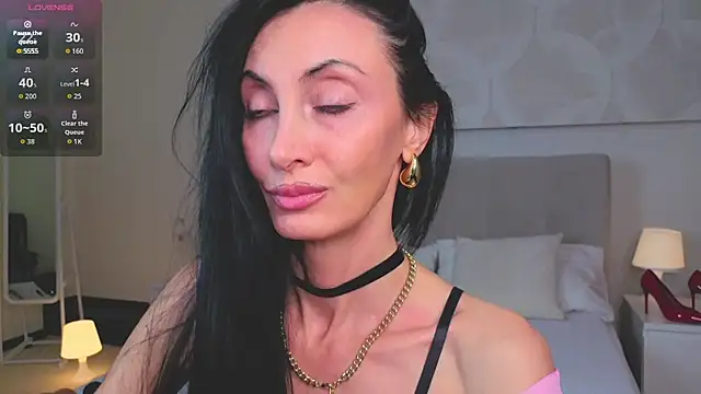 Avrora_Mars - Stretch your tights on camera 💓