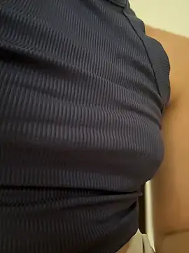 Ema_azel - FUCK MY PUSSY WHILE FINGER MY ASS💦🔥
