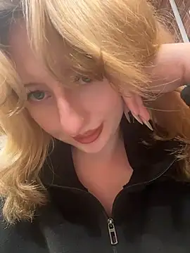 RonnieKiss - Masturbation pussy 💦