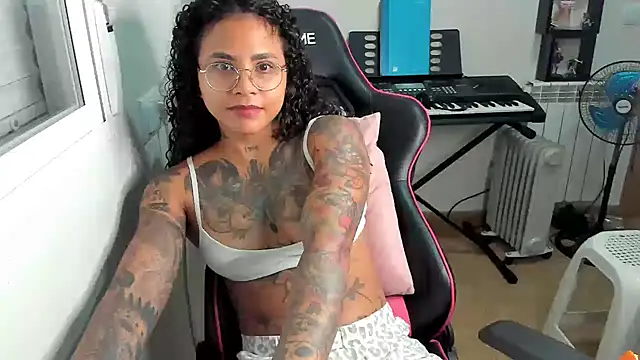 Ama_music - Show cum dildo