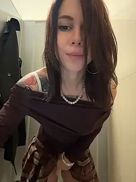 RosieDesire - rsky pull top down&pinch nips like ✂️