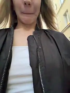 Pink_Kiss - Play with naked nipples 🥵🥵