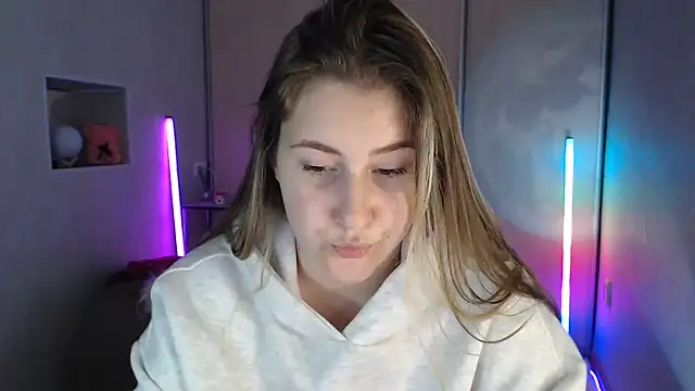 Milka_kamila - breast massage with cream