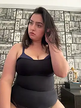 Nahomi_LS - Flash Tits
