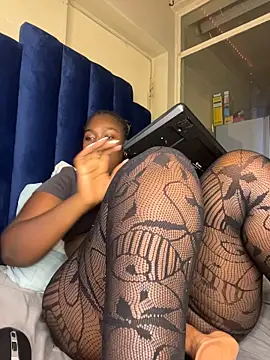 BigBootyBrie01 - fuck me daddy