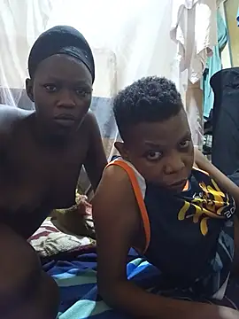 CRIBANN - Figure pussy and squirt