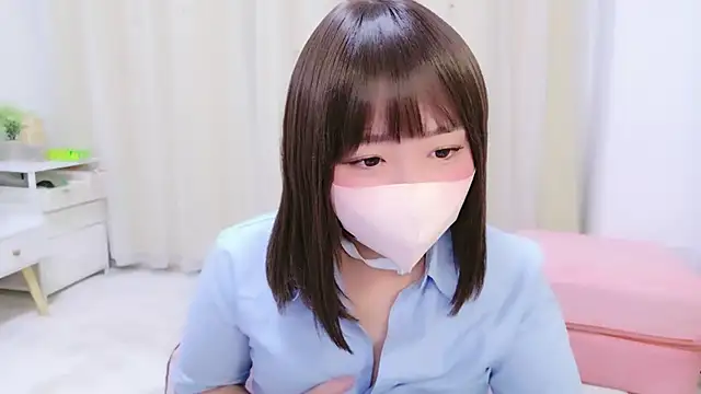 70_NAO_70 - はじめての逆ブラに挑戦💗