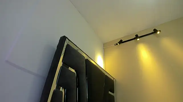 Abby_Moss2