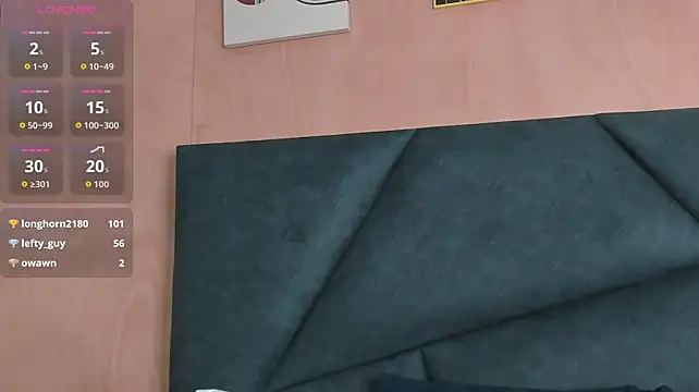 LaurentFerrer - in doggy and put fingers in the pussy 👅