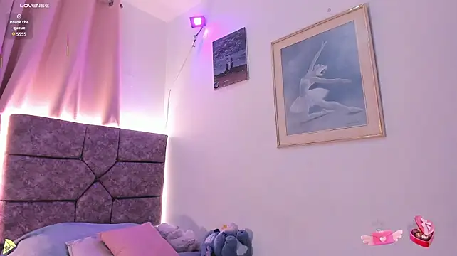 Abby-joule - Show tits