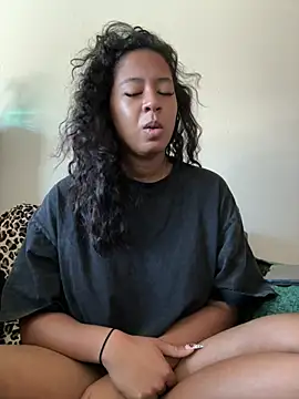 AshleyLoveee - get naked