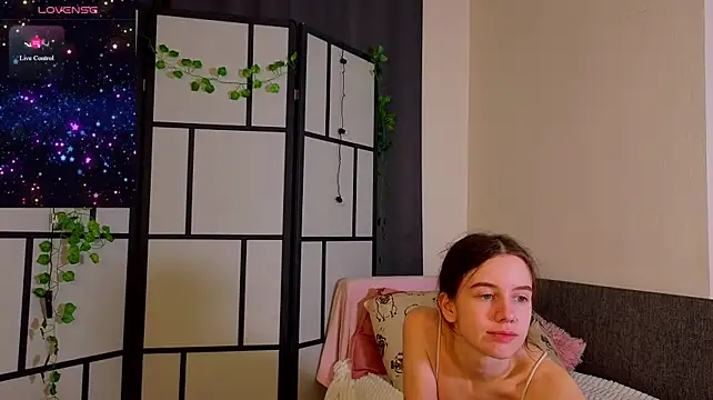 MyrtaMcclaney - massage legs