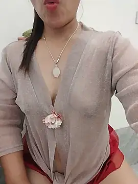 Kelly-sex69 - Let's go shopping together.