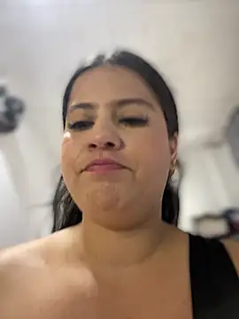 Natalia_Cleark09 - Wet my pussy, massage on the tits😈