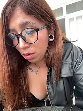 Sallem_Pink - PUT MY PANTS DOWN AND SPANK ME