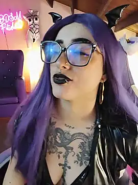 LilithDark666 - Deep throat + 2 minutes lush control😈💦
