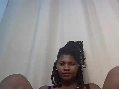 Smallprettygal - oily ass