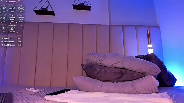Xolara_monroe