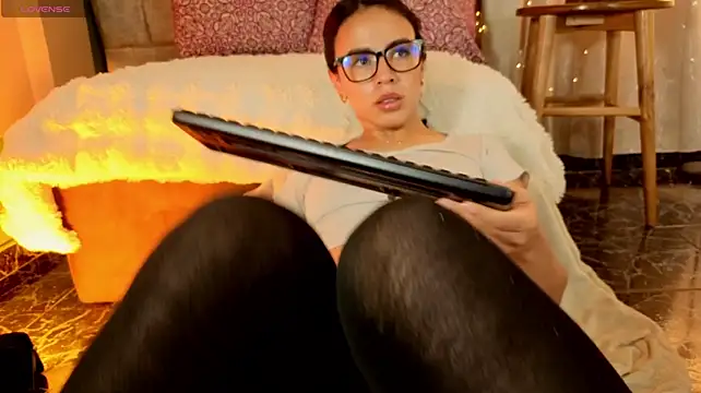 Zara_dulce - 6 Playful spanks 🍑✨
