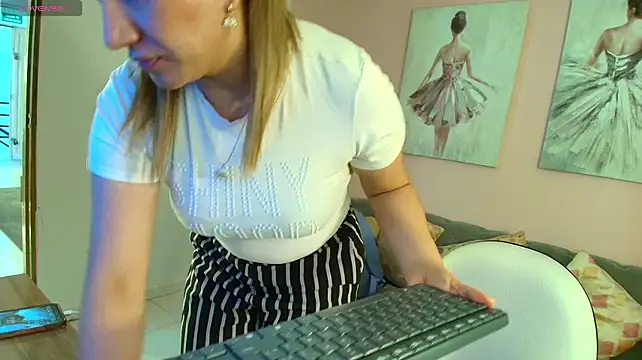 Sheryl_jones - SHOW PUSSY