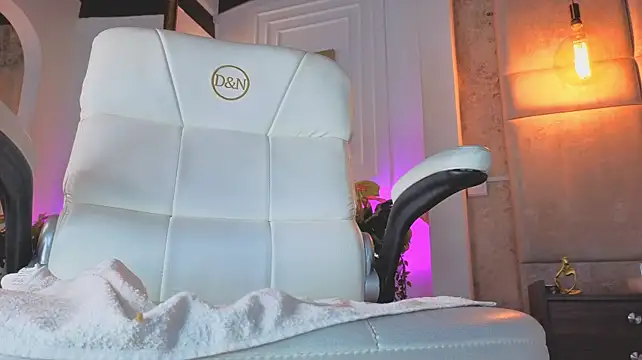 AlessiaLondon - Keep Going, Don't Stop Wetting My Pussy
