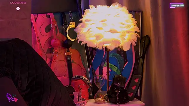 ZoeMesmerizee - Stand me up! Give me your MANly hand!