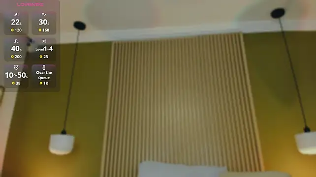 Salma_lutz - salive + show tits