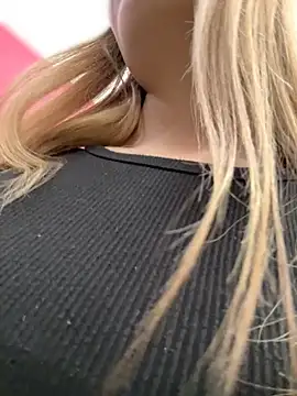 Kloe__t18 - All naked in bathroom gym