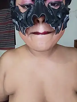 Maskedcurves - Public booby oil show